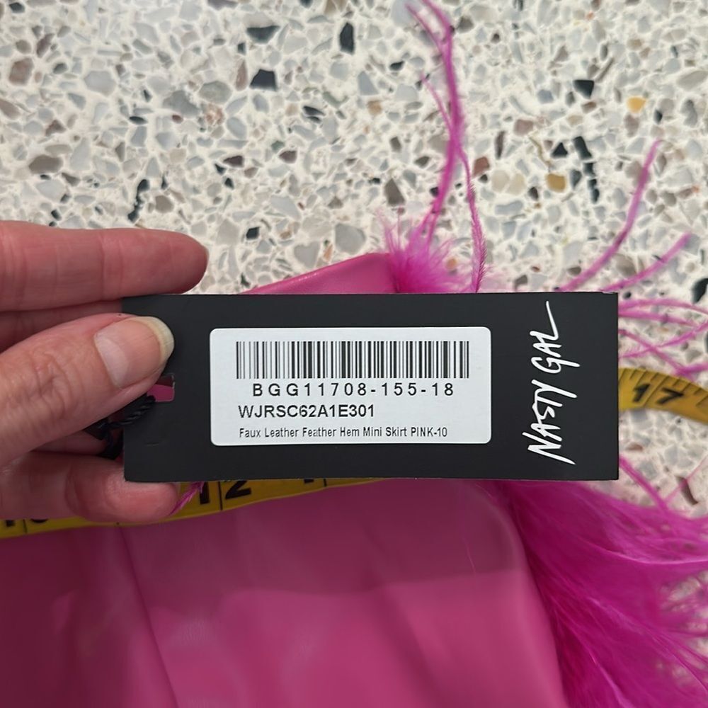 NWT Nasty Gal pink faux leather feather trim set skirt bandeau US 6 - Picture 5 of 8